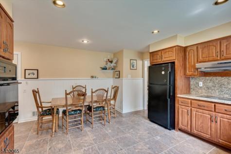 866 Crescent Drive Rahway NJ 07065