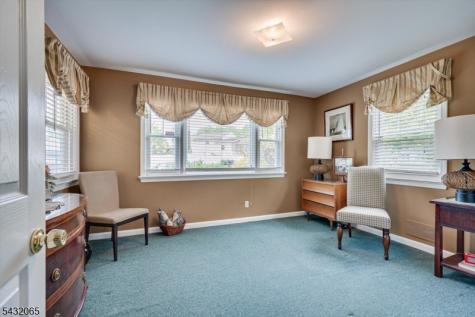 866 Crescent Drive Rahway NJ 07065