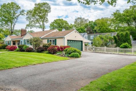 866 Crescent Drive Rahway NJ 07065