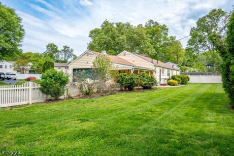 866 Crescent Drive Rahway NJ 07065