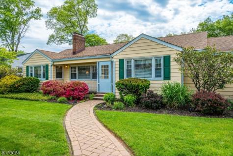 866 Crescent Drive Rahway NJ 07065