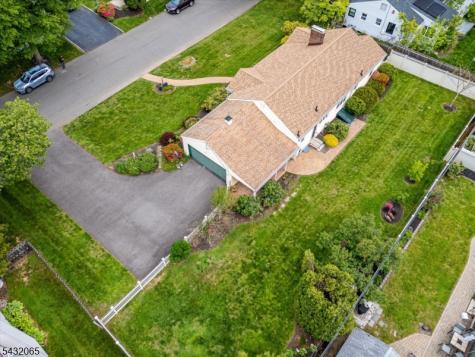 866 Crescent Drive Rahway NJ 07065