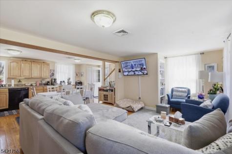 253 Silver Lake Road Frelinghuysen NJ 07825
