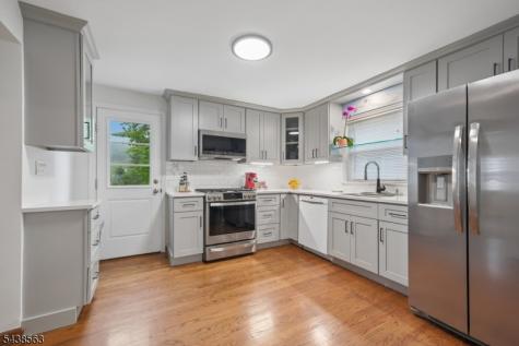 373 Saint Cloud Avenue West Orange NJ 07052