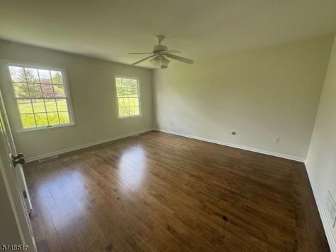 7 Globe Mills Road Alexandria NJ 08848