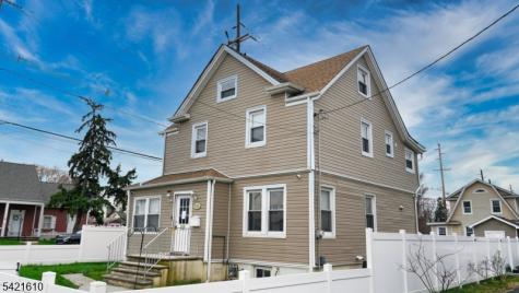 824 Chestnut Street Roselle NJ 07203