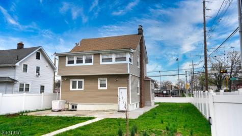824 Chestnut Street Roselle NJ 07203