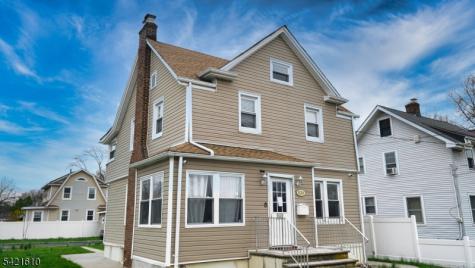 824 Chestnut Street Roselle NJ 07203