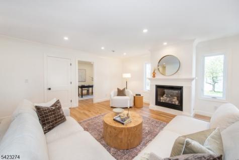 196 Vinton Circle Fanwood NJ 07023