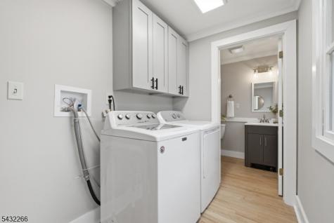 23 Center Avenue Little Falls NJ 07424