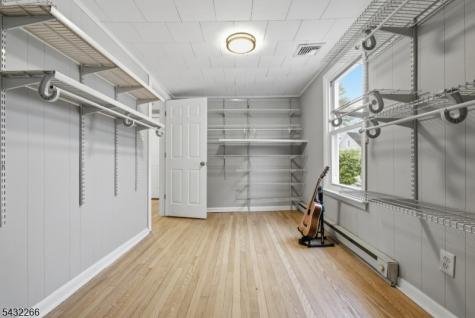 23 Center Avenue Little Falls NJ 07424