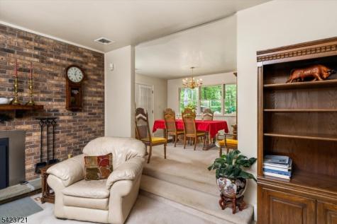 98 Snydertown Road East Amwell NJ 08525