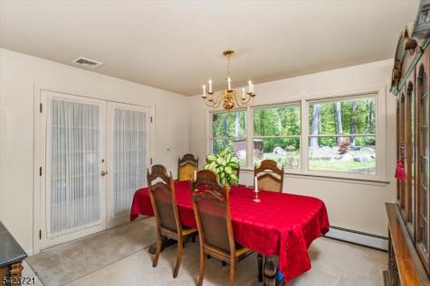 98 Snydertown Road East Amwell NJ 08525