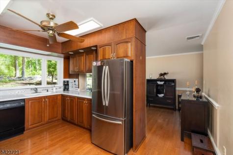 98 Snydertown Road East Amwell NJ 08525