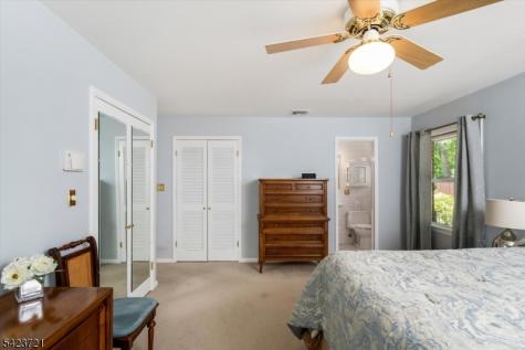 98 Snydertown Road East Amwell NJ 08525