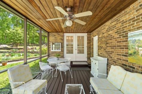 98 Snydertown Road East Amwell NJ 08525