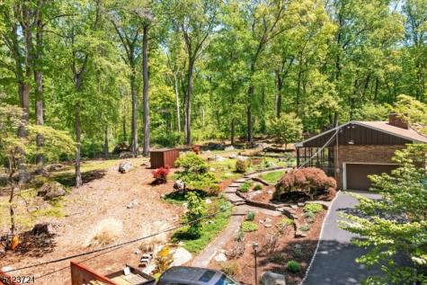 98 Snydertown Road East Amwell NJ 08525