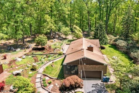98 Snydertown Road East Amwell NJ 08525