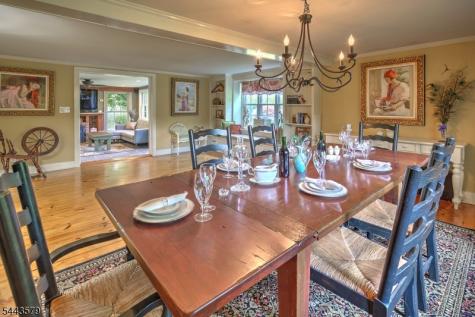 17 Hollow Brook Road Tewksbury NJ 07830