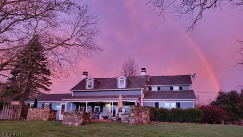 17 Hollow Brook Road Tewksbury NJ 07830