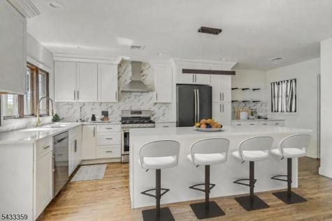 32 Brantwood Place Clifton NJ 07013