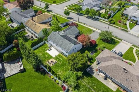 32 Brantwood Place Clifton NJ 07013