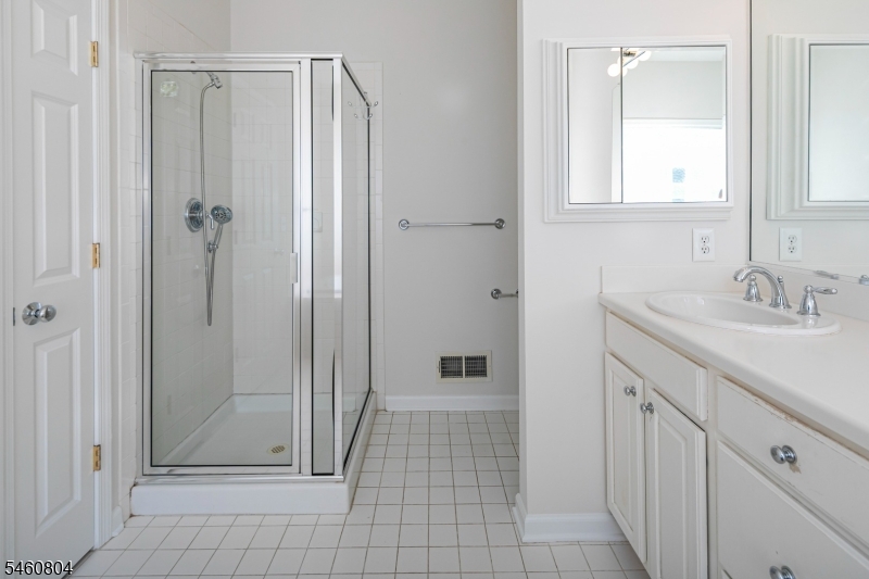 6 Ironwood Road Montgomery NJ 08558