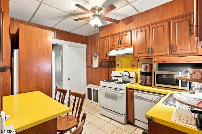 671 E 29th Street Paterson NJ 07504