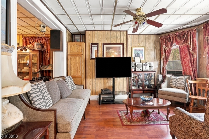 671 E 29th Street Paterson NJ 07504