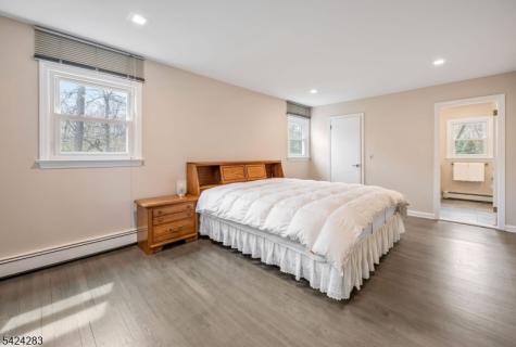 44 Deerfield Terrace Mahwah NJ 07430