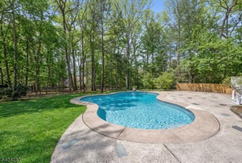 44 Deerfield Terrace Mahwah NJ 07430