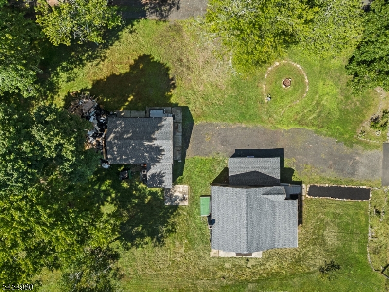 107 Oak Grove Road Raritan NJ 08822