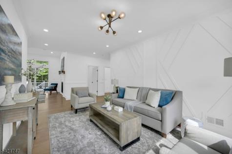 15 Orchard Lane Livingston NJ 07039