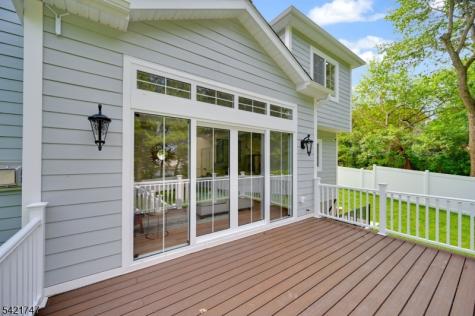 15 Orchard Lane Livingston NJ 07039