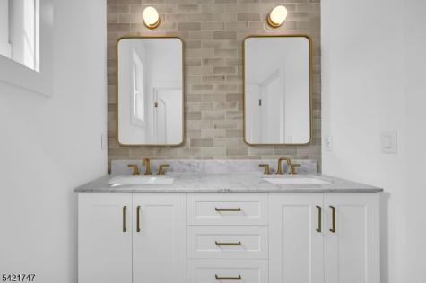 15 Orchard Lane Livingston NJ 07039