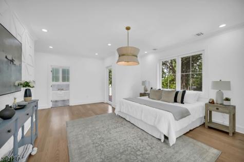 15 Orchard Lane Livingston NJ 07039