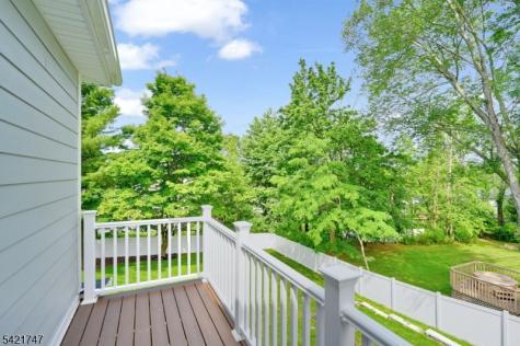 15 Orchard Lane Livingston NJ 07039