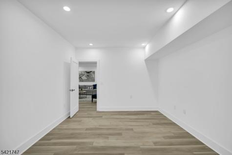 15 Orchard Lane Livingston NJ 07039