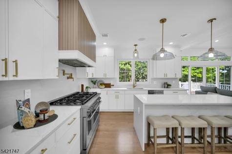 15 Orchard Lane Livingston NJ 07039