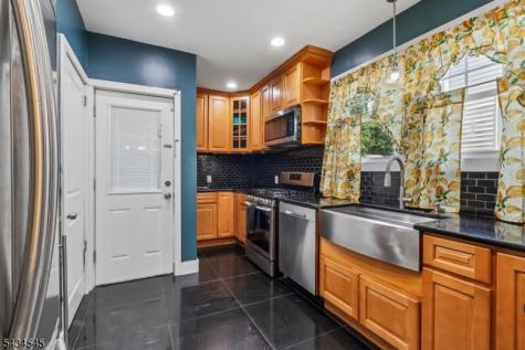 311 Monroe Avenue Plainfield NJ 07063