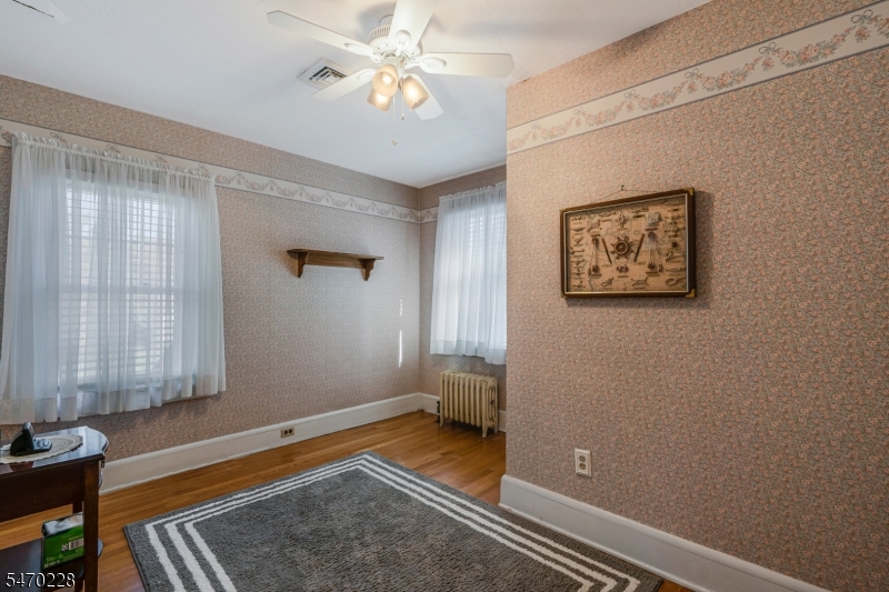 206 Walnut Street Middlesex NJ 08846
