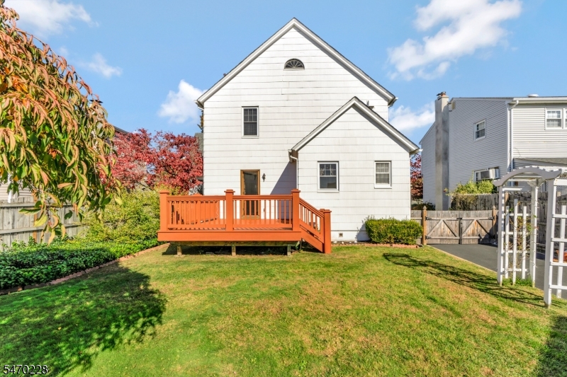 206 Walnut Street Middlesex NJ 08846