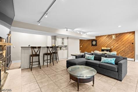 45 Brush Hill Road Kinnelon NJ 07405