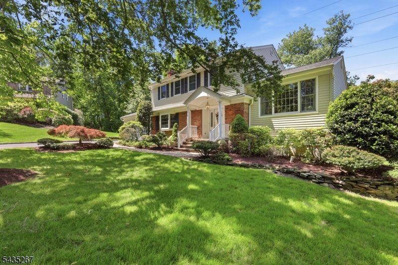 20 Coachman Court Berkeley Heights NJ 07922