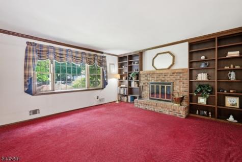 20 Coachman Court Berkeley Heights NJ 07922