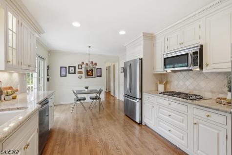 20 Coachman Court Berkeley Heights NJ 07922