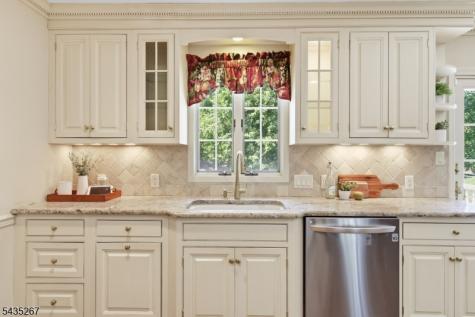 20 Coachman Court Berkeley Heights NJ 07922