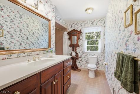 20 Coachman Court Berkeley Heights NJ 07922