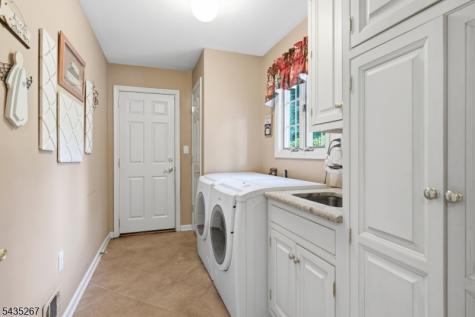 20 Coachman Court Berkeley Heights NJ 07922