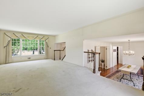 20 Coachman Court Berkeley Heights NJ 07922